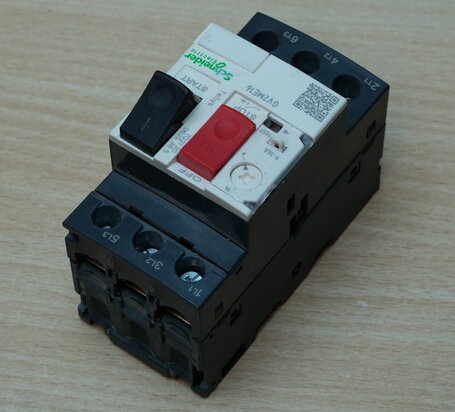 Schneider Electric GV2ME16 motorbeveiligingsschakelaar 3P, 9 - 14A