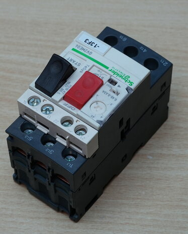 Schneider Electric GV2ME04 motorbeveiligingsschakelaar 3P, 0,40-0,63A