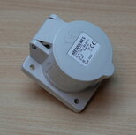 Mennekes 3222 CEE contactdoos 16A 4P