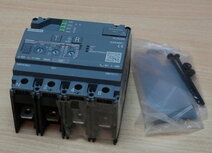 Siemens-3VA9114-0RL21-RCD-module-RCD520B-4P-160A