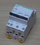 Schneider Electric Acti9 iC40 Installatieautomaat 3P 20A A9P42720