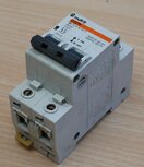 Merlin Gerin C32H 3A installatieautomaat multi 9 2P 380V 415V 20072