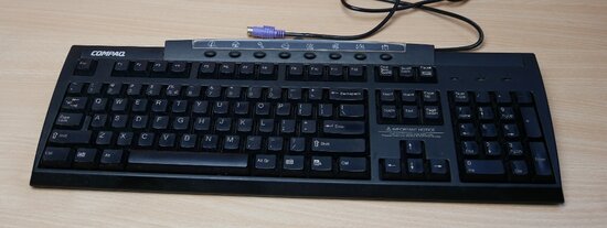 Compaq SK-2860 122659-B38 PS / 2 keyboard black