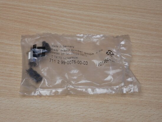 Binder 99-0076-00-03 Female Cable Mount Connector 711 Series M9