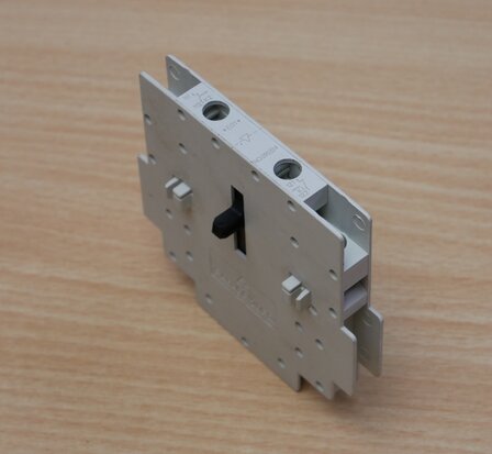 Siemens 3RA19242B Mechanical lock for reversing starter S0, S2, S3