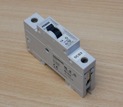 Siemens 5SX21 C4 installatieautomaat 1P 230/400V 4A