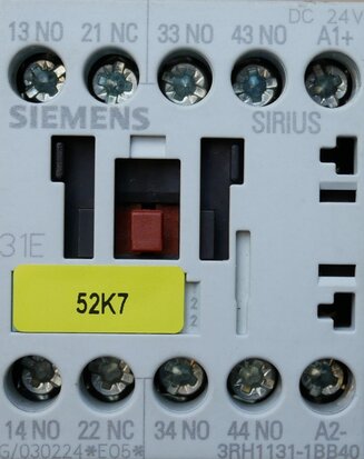 SIEMENS 3RH1131-1BB40 magneetschakelaar 3NO-1NC 24V DC 10A