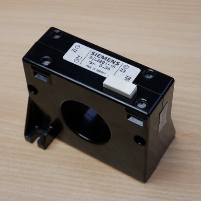 Siemens 3UL2201-1A Current Transformer 2P 0.3 A