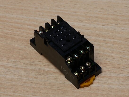 Omron PYF14A relais socket houder