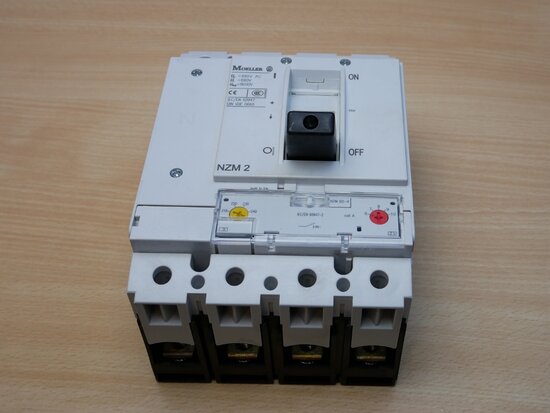 EATON NZMB2-4-A250 Vermogensschakelaar 4P 250A 265856