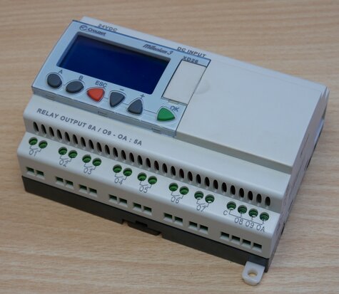 Crouzet Millenium 3 Smart XD26 R PLC control module 88974161 24 V / DC