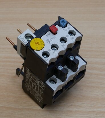 Moeller ZB32-24 relay Thermal overload relay 16-24A