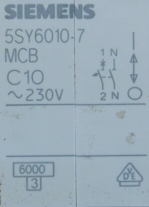 Siemens 5SY6 010-7 MCB C10 230V~ circuit breaker