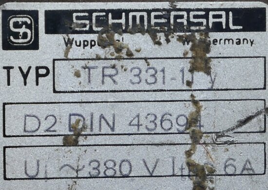 Schmersal TR 331-11y limit switch 6A 380V switch