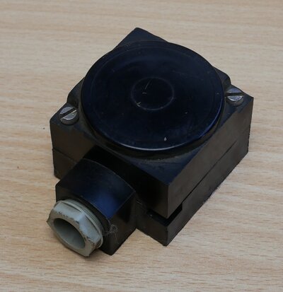 Telemecanique XSB-A25821 Inductive Proximity Sensor