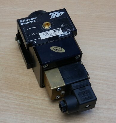 Parker 4519EPSTF Schrader Beloows solenoid valve 10bar (used)