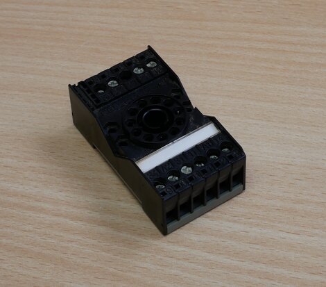 Releco S3-B relay socket 11-Pin 10A 380V~ black