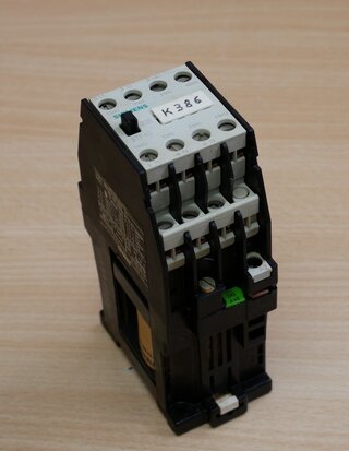 Siemens 3TF022-0B contactor 24V DC 2NO + 2NC