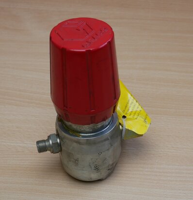 Graco 206661 High Pressure Fluid Regulator (used)