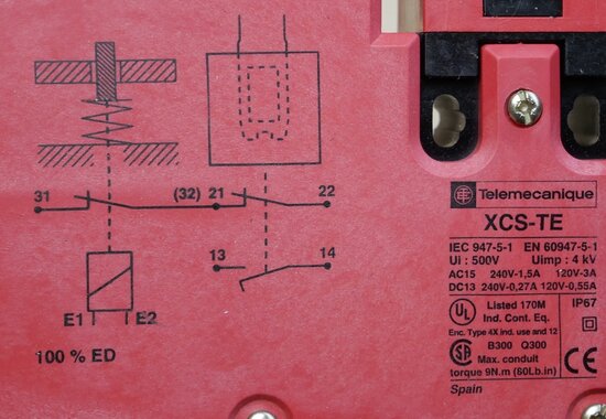 Telemecanique XCSTE5312 safety switch XCS TE5312, 082508