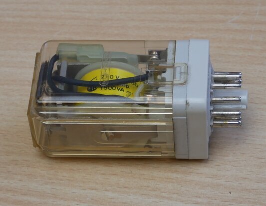 Kuhnke HF3 - 24V dc relay 250V AC 6A