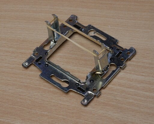 Niko 170-68600 Universal base 45 x 45 mm for claw mounting