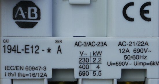 Allen Bradley 194L-E12-2501 bedienings- en lastschakelaar, 12A, 690VAC, 1P, 2 standen