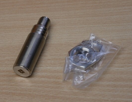 Wenglor IW080DE65UA3 Inductive Sensor with Full-Metal Housing