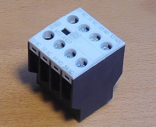 Moeller Magneetschakelaar hulpcontactblok DILM32-XHI22