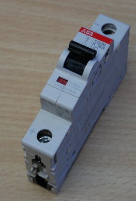 Abb S 201M K 16A UC circuit breaker 1P, 2CDS271061R0467