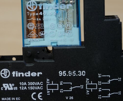 Finder 40.52 Printrelais 8A 24V DC incl. 95.95.30 relais voet
