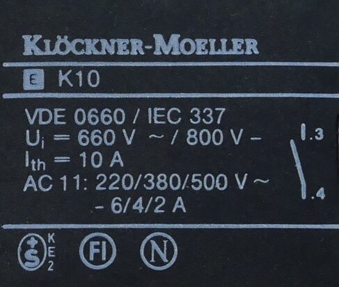 Klöckner moeller button red with EK10 contact element