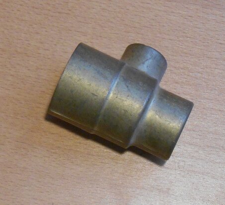 brass solder fitting tee. 22x15x28mm