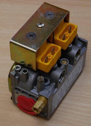 830 Tandem 63AP7060/4 gas valve 