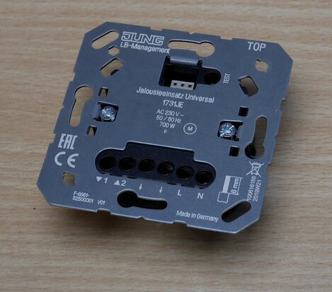 Jung 1731JE Blind basic element universal