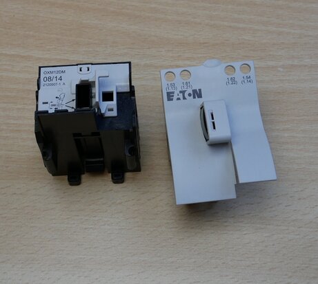Eaton OXM12DM 10/13 connector adapter