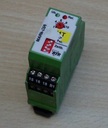 BTR Mark-E08 timer relay 230 V ac, 24 V ac/DC