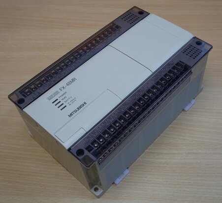 Mitsubishi FX-48MR-ES/UL Programmable Controller PLC, 100-240VAC