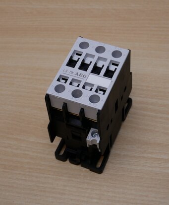 AEG LS 11K.00 contactor 3P 45A 24V, 143524