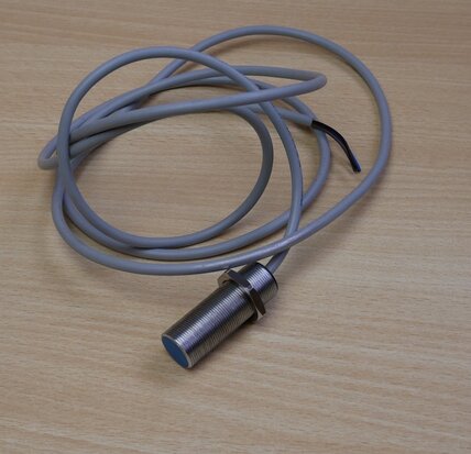 Contrinex DW-AD-503-M18 Inductive Proximity Sensor