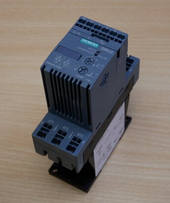 Siemens Sirius 3RW3016-2BB04 softstarter