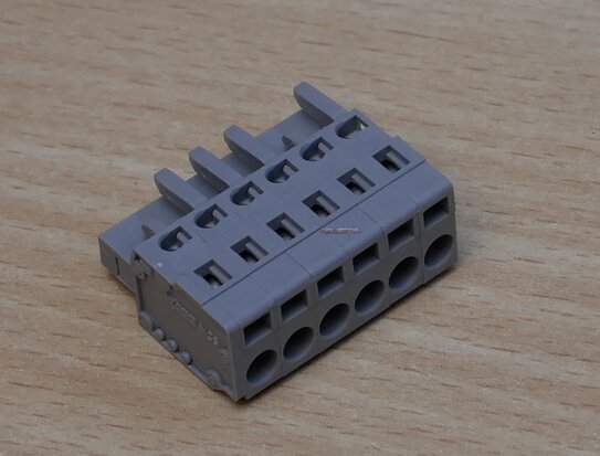 Wago 231-106/026-000 Female plug, 2.5 mm², pitch 5 mm, 6P