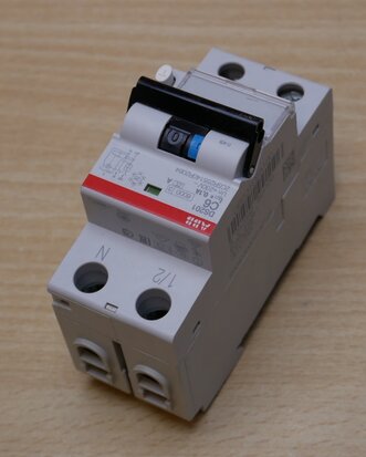 Abb 2CSR255180R2064 RCD 1P+N C kar 6a 100ma 6ka