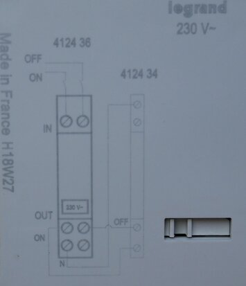 Legrand 412436 Hoofd centrale bediening van groepen impulsrelais 230V ac