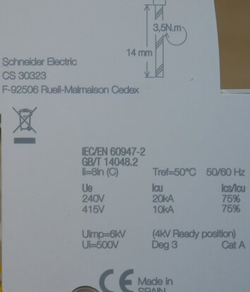 Schneider Electric A9C62440 circuit breaker with auxiliary device 4P C40