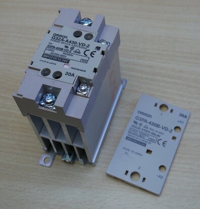 Omron G3PA1063M SSR din rail model koellichaam led indicatie afdekkap