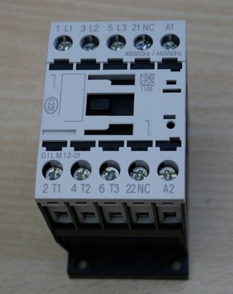 Moeller DILM12-01 contactor 400V AC 5,5KW 20A 3P+1NC, 276867