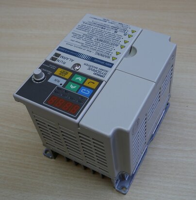 Omron 3G3MV-A4004 Sysdrive inverter 3G3MV series