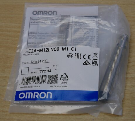 Omron E2AM12LN08M1C1 Inductieve sensor NPN maakcontact 800Hz 32V 10mA 8mm