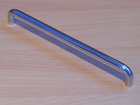 Grip handle metal chrome 222x28x9 mm bore size 192mm
